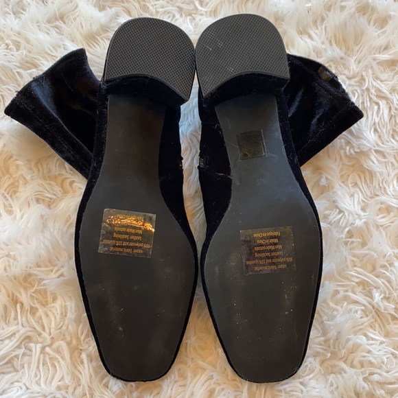 Jeffrey Campbell Cienega-Lo black velvet ankle sock boots. Size 8.5 - Picture 11 of 12